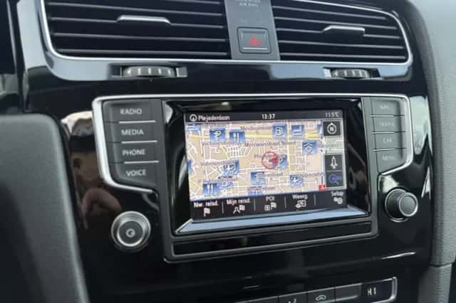 Volkswagen Golf (2013) thumbnail 11