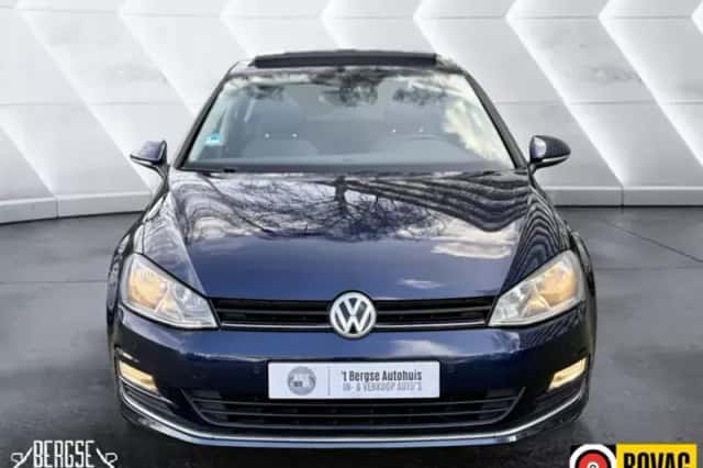 Volkswagen Golf (2013) thumbnail 4