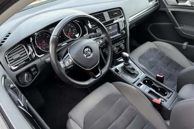 Volkswagen Golf (2013) thumbnail 8