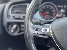 Volkswagen Golf (2013) thumbnail 9