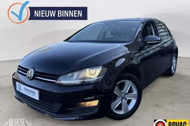 Volkswagen Golf (2013) thumbnail 1