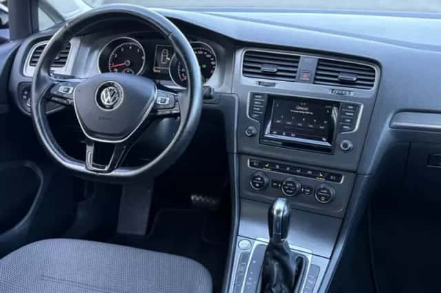 Volkswagen Golf (2013) thumbnail 15