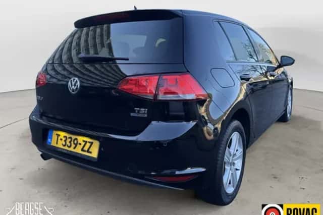 Volkswagen Golf (2013) thumbnail 3