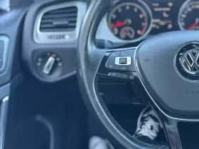 Volkswagen Golf (2013) thumbnail 9