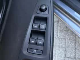 SEAT Leon (2014) thumbnail 13
