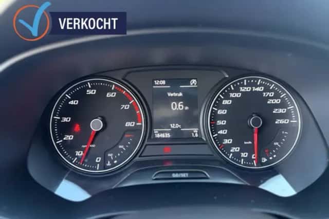 SEAT Leon (2014) thumbnail 16