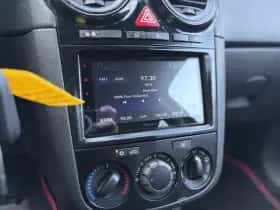 Opel Corsa (2012) thumbnail 12