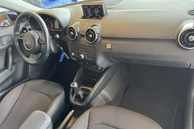 Audi A1 (2014) thumbnail 2