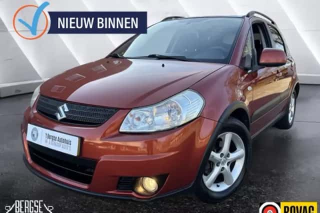 Suzuki SX4 (2008) thumbnail 1