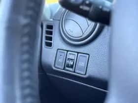 Suzuki SX4 (2008) thumbnail 13