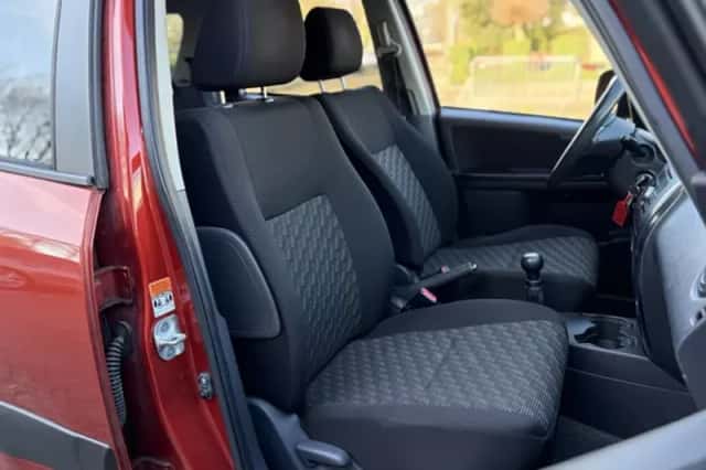 Suzuki SX4 (2008) thumbnail 15