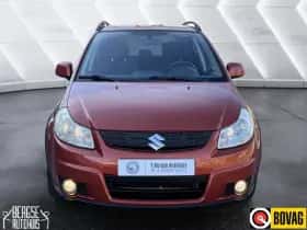Suzuki SX4 (2008) thumbnail 4