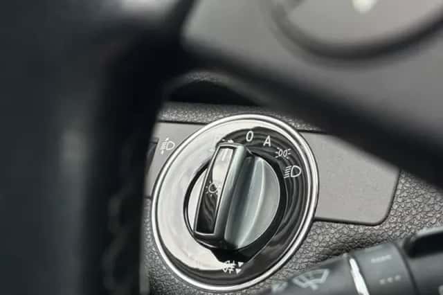 Mercedes-Benz C-Klasse (2010) thumbnail 16