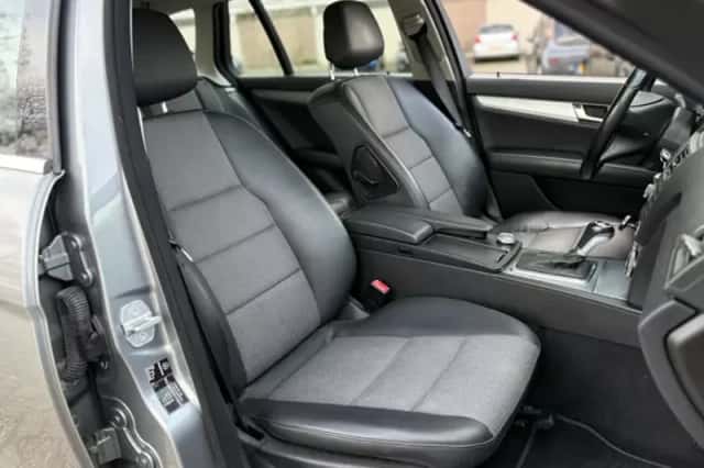 Mercedes-Benz C-Klasse (2010) thumbnail 18