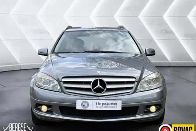 Mercedes-Benz C-Klasse (2010) thumbnail 4