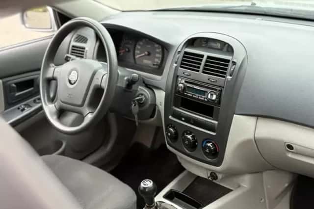 Kia Cerato (2006) thumbnail 13