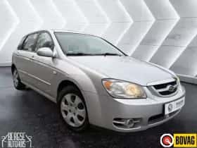 Kia Cerato (2006) thumbnail 5