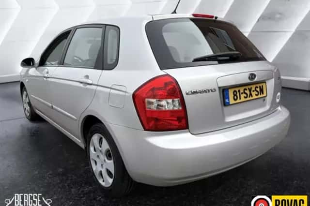 Kia Cerato (2006) thumbnail 7