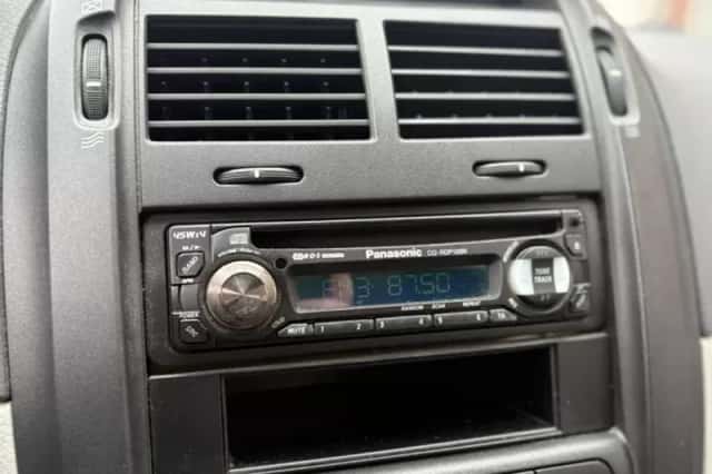 Kia Cerato (2006) thumbnail 10