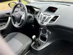 Ford Fiesta (2012) thumbnail 13