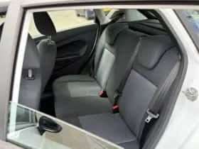 Ford Fiesta (2012) thumbnail 15