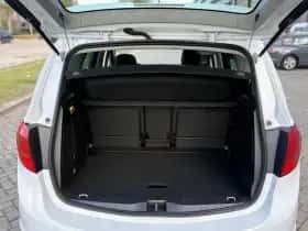 Opel Meriva (2013) thumbnail 18