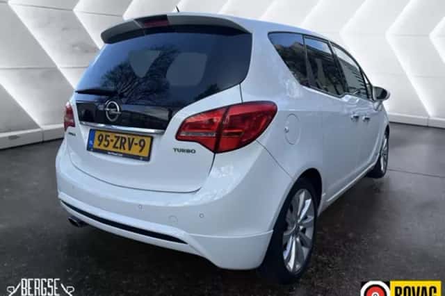 Opel Meriva (2013) thumbnail 3