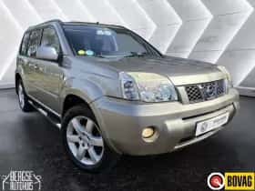 Nissan X-Trail (2006) thumbnail 4