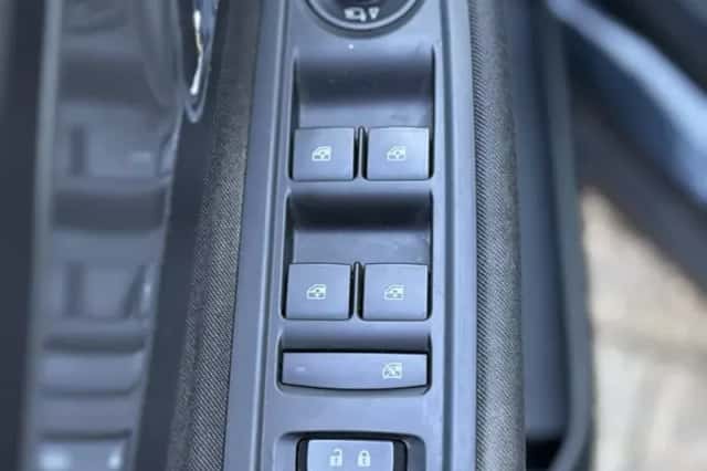 Opel Mokka (2015) thumbnail 12