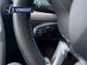 Peugeot 2008 (2015) thumbnail 13
