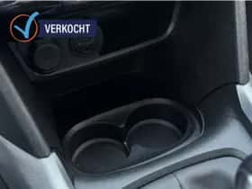 Peugeot 2008 (2015) thumbnail 16