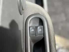 Renault Clio (2008) thumbnail 15