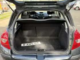Renault Clio (2008) thumbnail 17