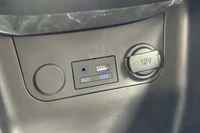 Kia Picanto (2015) thumbnail 14
