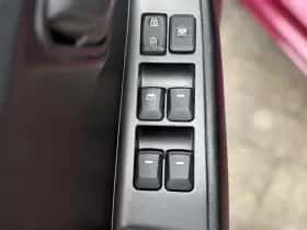 Kia Picanto (2015) thumbnail 18