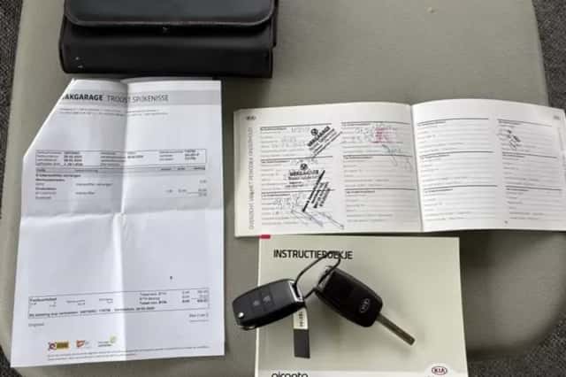 Kia Picanto (2015) thumbnail 22