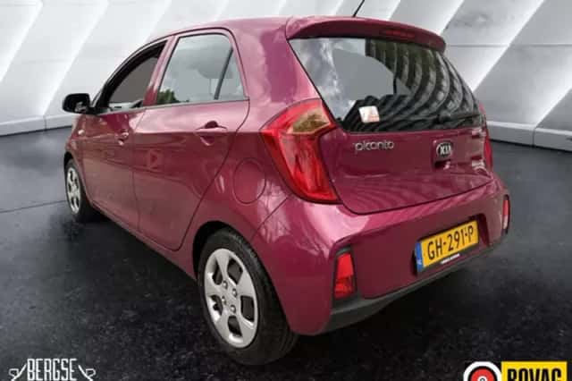 Kia Picanto (2015) thumbnail 7