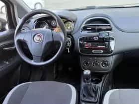 Fiat Punto (2013) thumbnail 2