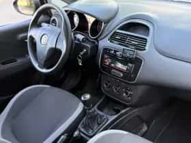 Fiat Punto (2013) thumbnail 11