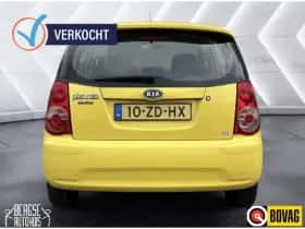 Kia Picanto (2008) thumbnail 11