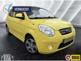 Kia Picanto (2008) thumbnail 3