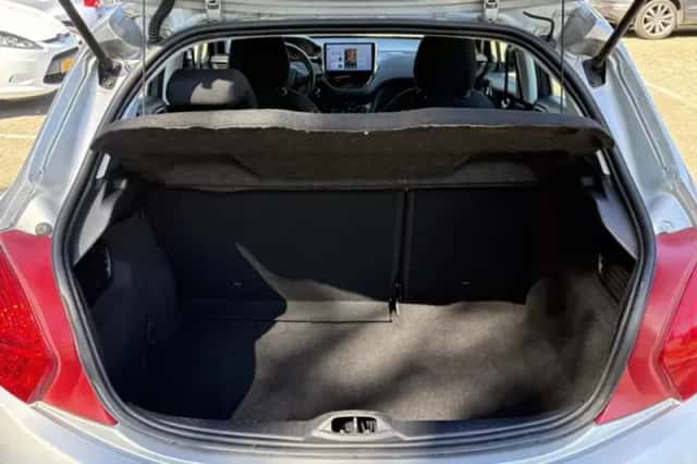 Peugeot 208 (2013) thumbnail 20