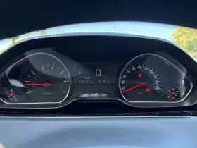 Peugeot 208 (2013) thumbnail 22