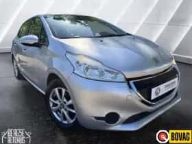 Peugeot 208 (2013) thumbnail 4