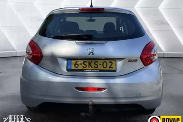 Peugeot 208 (2013) thumbnail 6