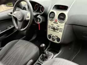 Opel Corsa (2008) thumbnail 20