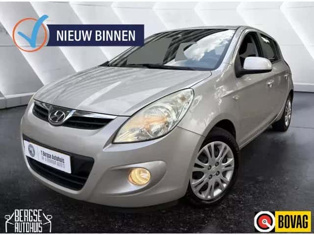 Hyundai i20 (2009) — foto 1