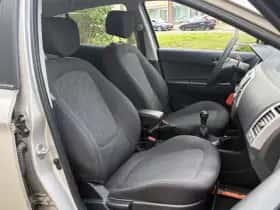 Hyundai i20 (2009) thumbnail 16