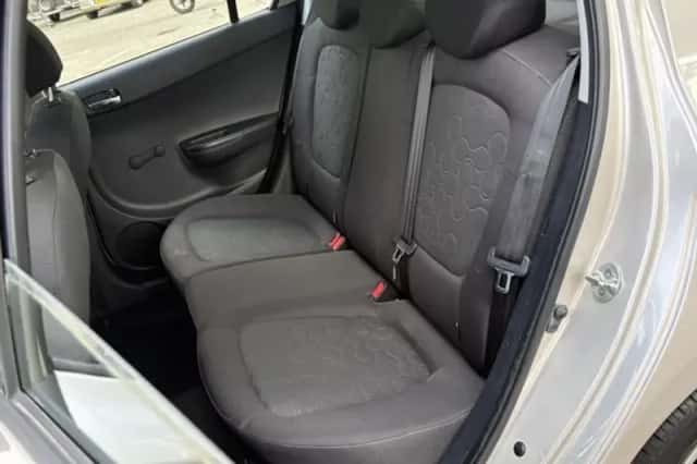 Hyundai i20 (2009) thumbnail 17