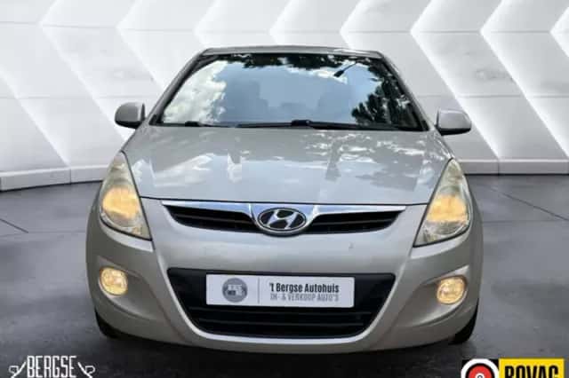 Hyundai i20 (2009) thumbnail 4